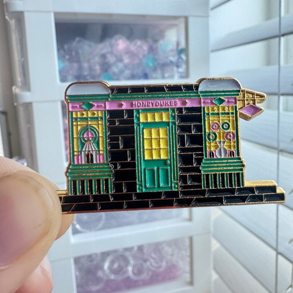 Harry Potter HoneyDukes Candy Store Enamel Pins 217-3